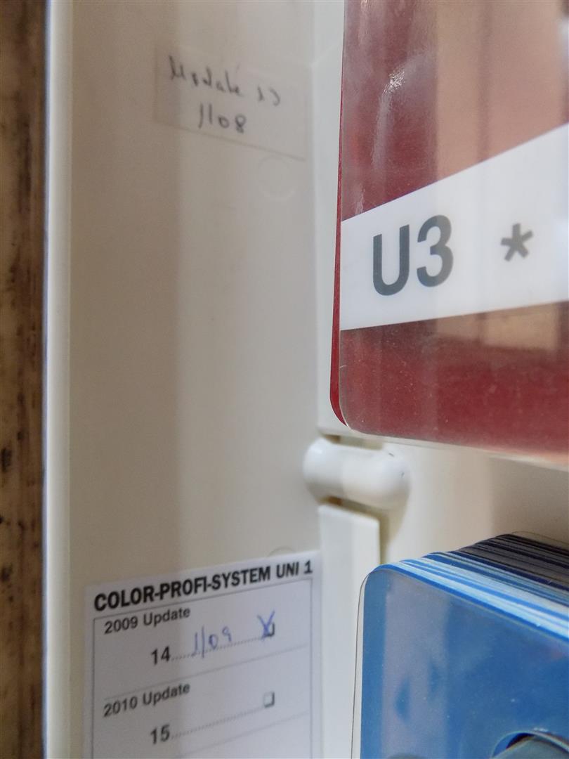 Glasurit CPSU Uni Schrank (U8*06 fehlt) Update 5/98, 8/98, 9/99, 9/00, 8/01, 7/02, 1/03, 1/08, 1/09